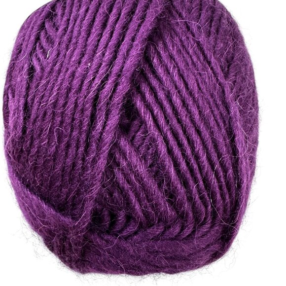 Valley Yarn Berkshire Lot of 4 Skeins Red Purple Wool & Alpaca Made in Peru - Picture 6 of 6